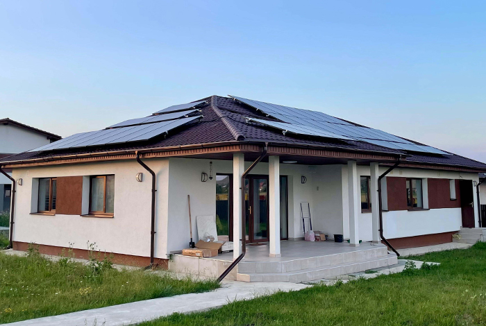 Instalare-Panouri-Solare-Brasov--Electrotep