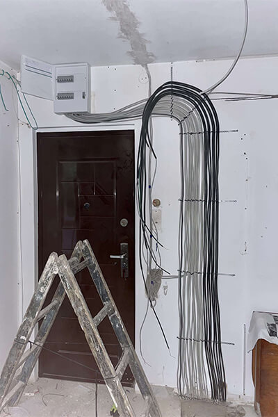 Instalator-Sisteme-Electrice-Brasov---Electrotep